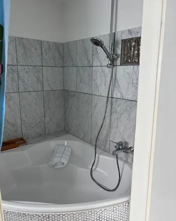 Mito Apartment Leverkusen