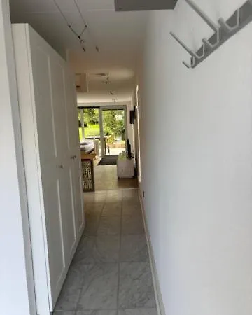 Mito Apartmán Leverkusen